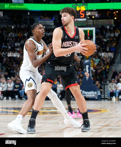 Denver Nuggets' Peyton Watson Shines in Injured State