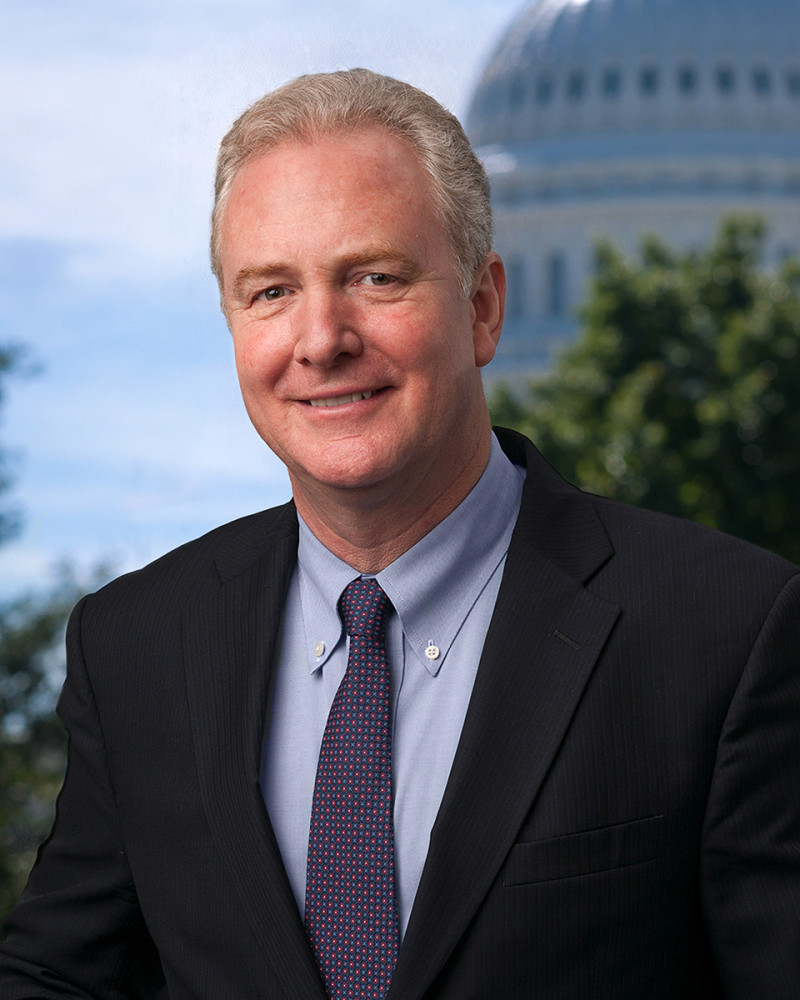 Senator’s Secret Mission: Why Is Van Hollen Racing to El Salvador Over a Controversial Deportation?