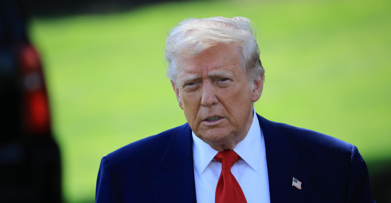 Trump’s 100% Movie Tariff: Hollywood’s Gamble Sends Shockwaves Through Futures Markets