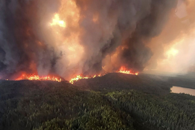 Air Quality Index Surges as Canadian Wildfires Send Smoke Across North America—See Which Cities Are Affected