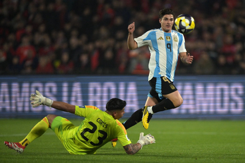 Argentina Edges Chile—But What Happened After Julián Álvarez’s Early Goal?