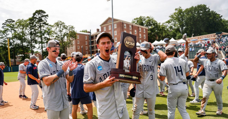 Arizona Stuns UNC: Wildcats’ Late Rally Ends North Carolina’s Season—But That’s Not All…