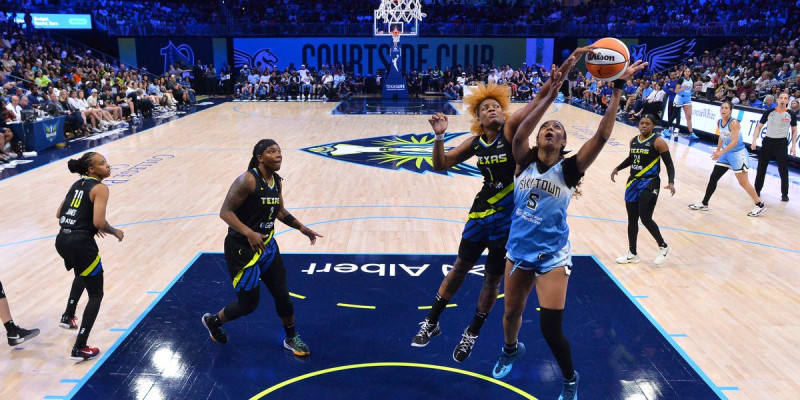 Missed Shots, Major Surprises: Dallas Wings vs Chicago Sky Leaves Fans Asking