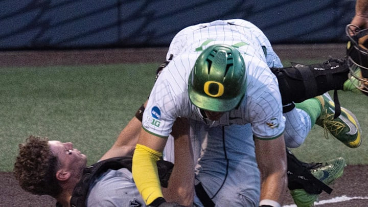 Oregon Baseball Stunned by Utah Valley—Controversy Erupts Over Aroz Ejection