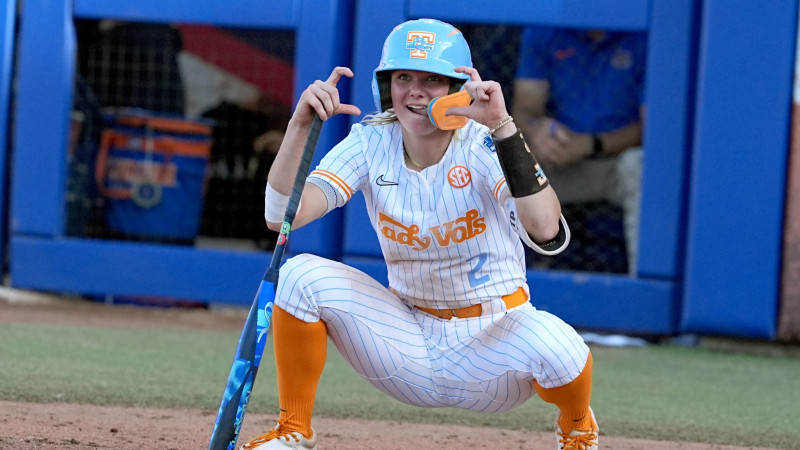 Tennessee Lady Vols Stun Gators With Explosive Start—What Happened Next in WCWS?