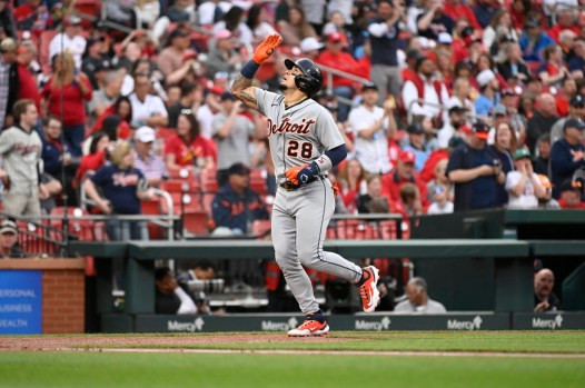 Báez Sparks Tigers' Rally Against Guardians in Playoff Push