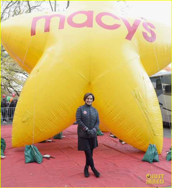 Jewel's Performance and the Lip-Sync Tradition at the Macy's Thanksgiving Day Parade