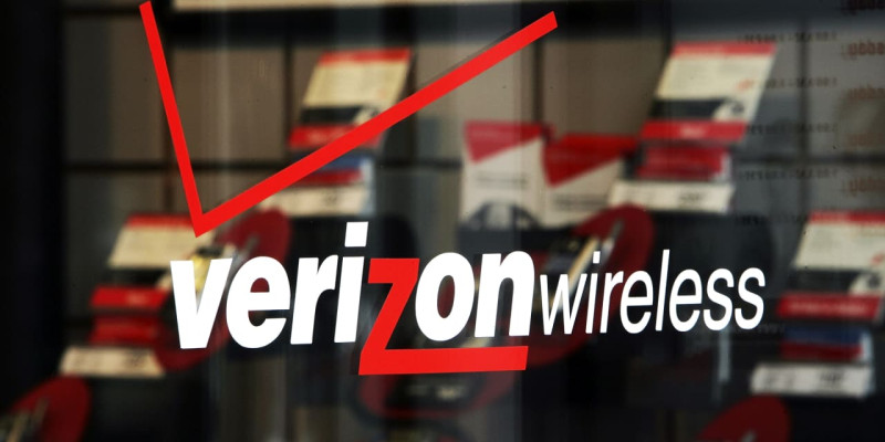 Verizon Faces Uncertainty as Stock Fluctuates Amid Layoff Rumors