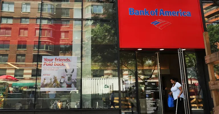 Bank Hours on New Year's Eve and New Year's Day 2025: What You Need to Know