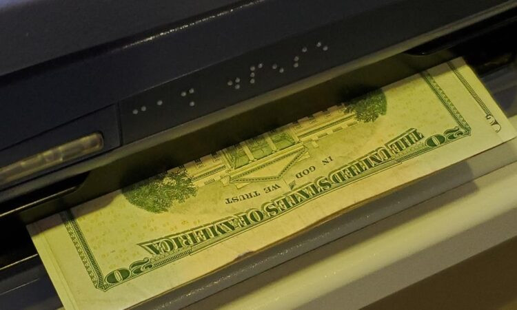 Are Banks Open the Day After Christmas in 2025?