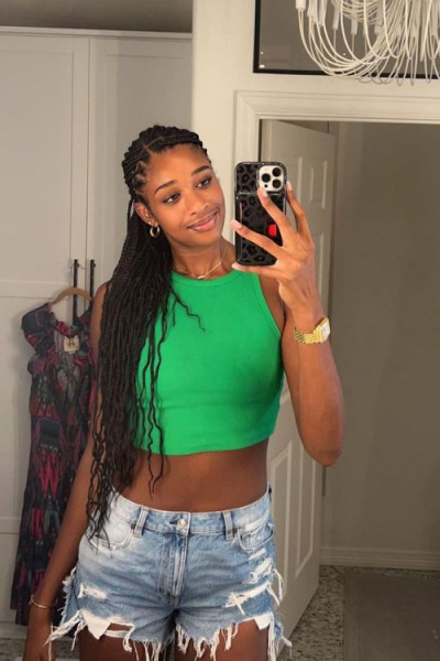 Carter Booth: The Rising Star of Wisconsin Volleyball