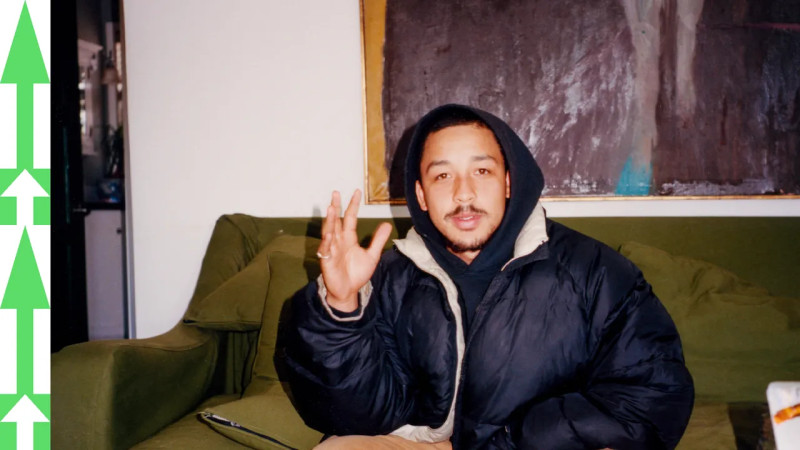 Dijon Shines on SNL: A Rising Star's Journey from the Studio to the Stage