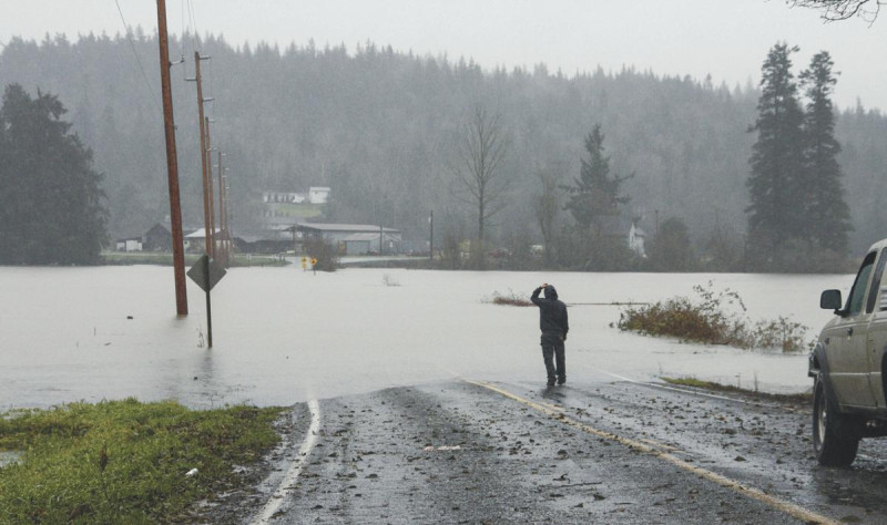 Skagit County Bracing for Historic Flooding Amidst Washington State's Widespread Rain and Evacuations