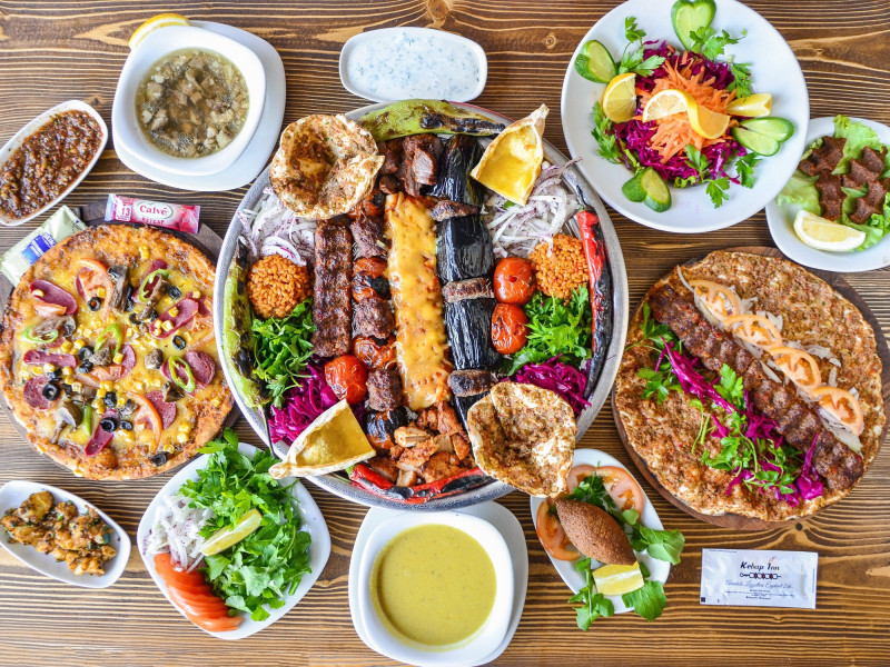 Dining Out on Christmas: Your Guide to Food Places Open on Christmas in 2025