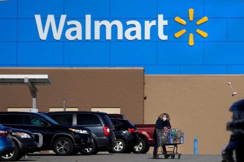 Walmart Holiday Hours on Christmas Eve 2025: What Time Does Walmart Close Today?