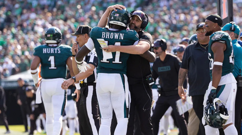 The Controversial Encounter: 49ers Head Coach and Eagles Receiver AJ Brown