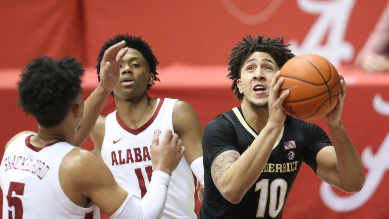 Alabama Basketball Faces Tough Loss to Vanderbilt