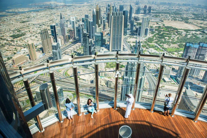 Burj Khalifa: A Beacon of Modern Engineering and Dubai's Time Zone