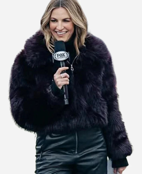 Erin Andrews' Fur Coat Steals the Show at Eagles vs. 49ers Game