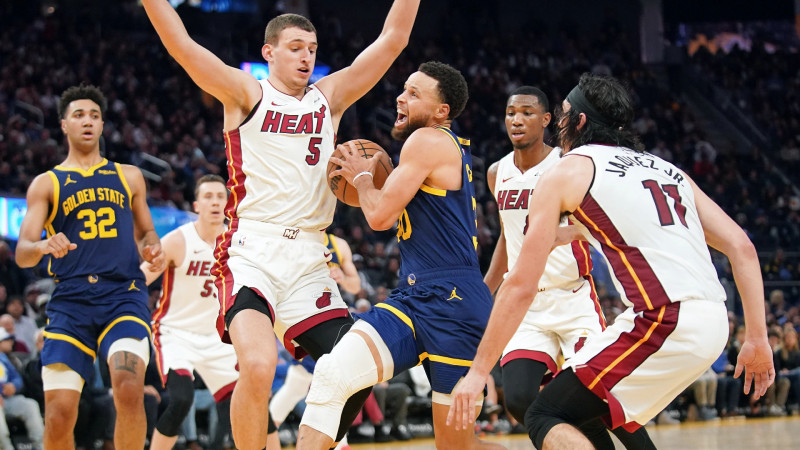 Heat vs. Warriors: A Thrilling Showdown on the NBA Hardwood