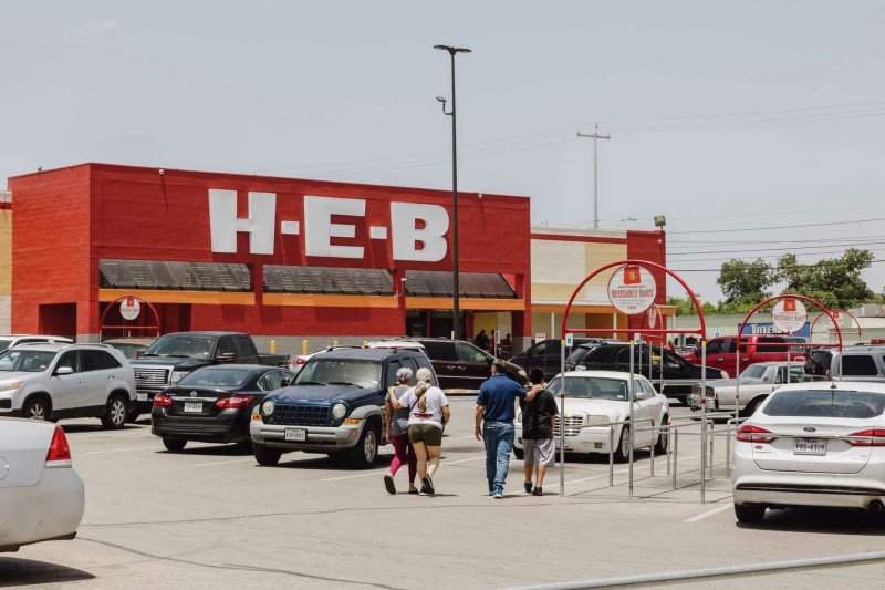 H-E-B Stores: Your Go-To for New Year's Day Shopping