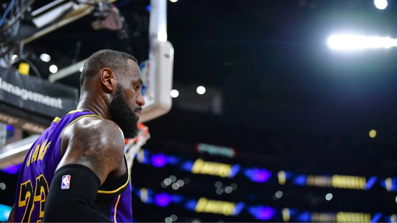 NBA News: Will LeBron James Play Tonight in Lakers-Spurs Matchup?