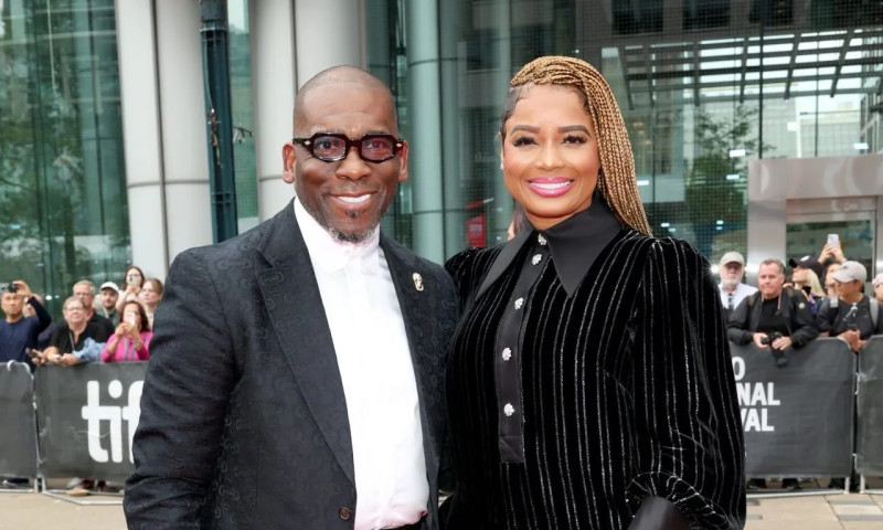 Pastor Jamal Bryant Defends His Wife's Dress Amidst Controversy