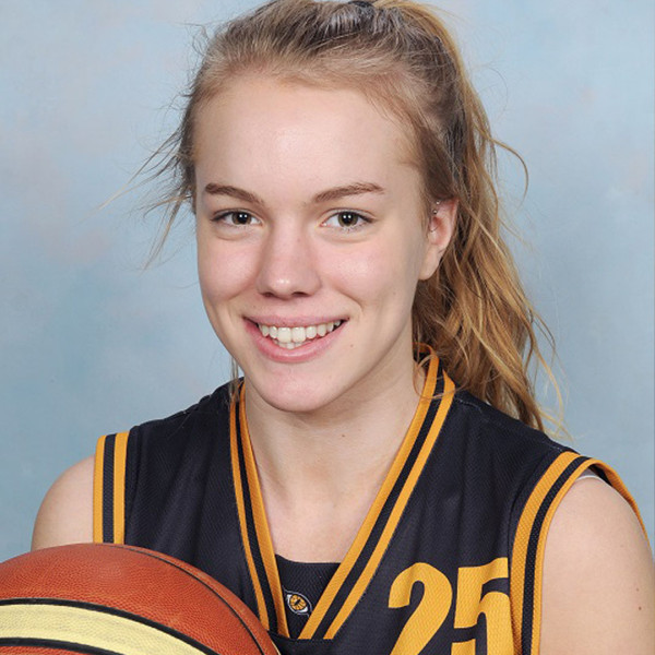 Renee Nicole Good: Tragic Victim of Minneapolis ICE Shooting