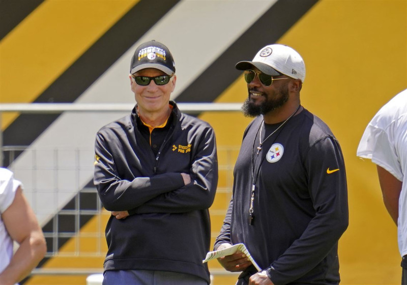 The Future of Pittsburgh Steelers' Coach Mike Tomlin: Insights from Ryan Clark