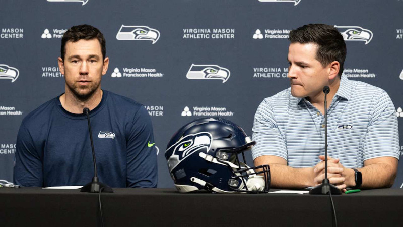 Seahawks Head Coach: Klint Kubiak's Rising Star
