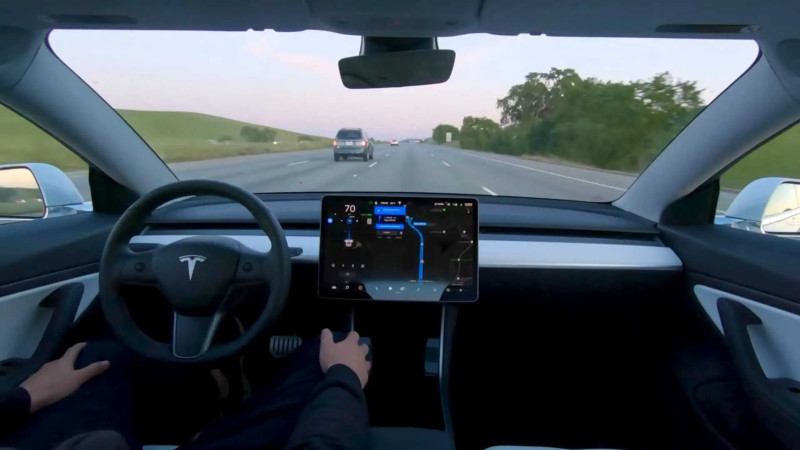 Tesla's Full Self-Driving (FSD) Revolution: Navigating the Future of Automotive Technology