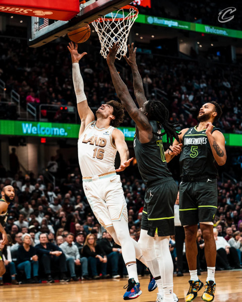 Intense Clash: Cleveland Cavaliers vs. Minnesota Timberwolves