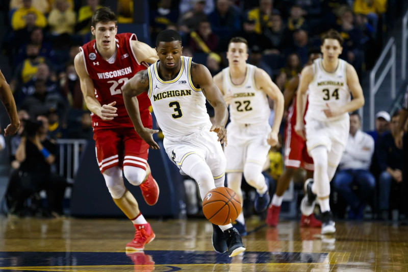 Wisconsin vs. Michigan: A Clash of Big Ten Titans Today