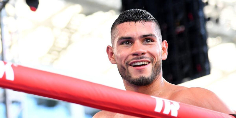 Arnold Barboza Jr Breaks Barriers in Welterweight Debut