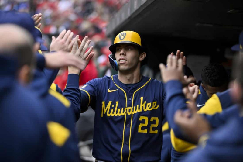 Brewer Game: Chicago White Sox vs. Milwaukee Brewers Showdown