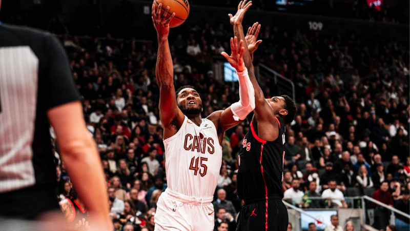 Cavaliers Explode in Thrilling Home Victory