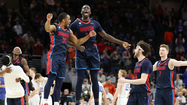 Duquesne Basketball Advances in A-10 Championship with Thrilling Victory