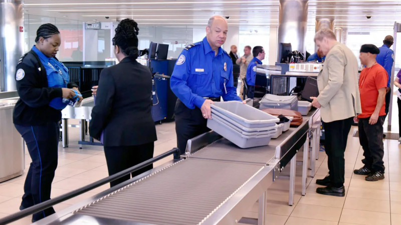 Government Shutdown 2026: The Impact on TSA Wait Times and Air Travel