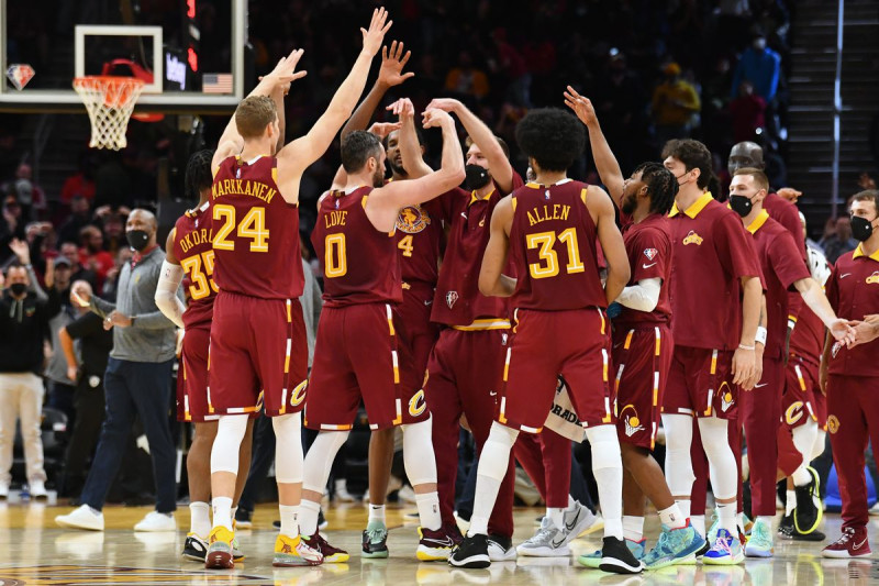 Cavaliers Clash with Heat in Intense Showdown