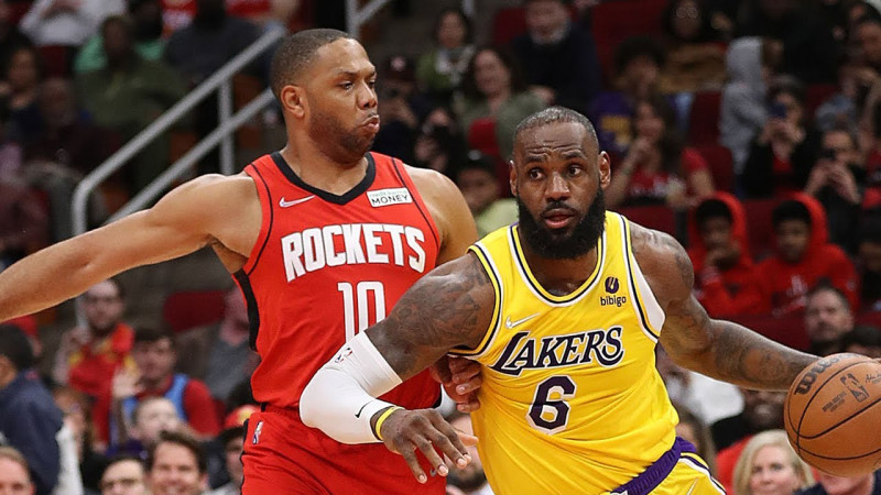 Lakers' Winning Streak Marches On After Grind Against Rockets