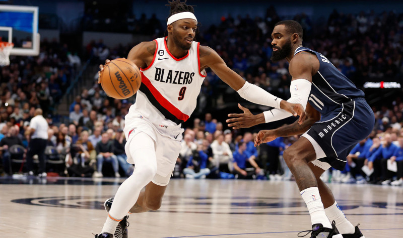 The Mavericks Strike Back: Winning the Trail Blazers Clash in Portland