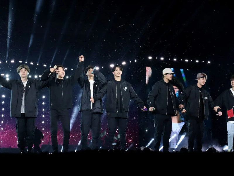 Mikrokosmos BTS: The Universe Within a Song