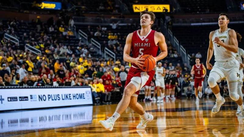 UMass shocks Miami (Ohio), and the college basketball world takes notice