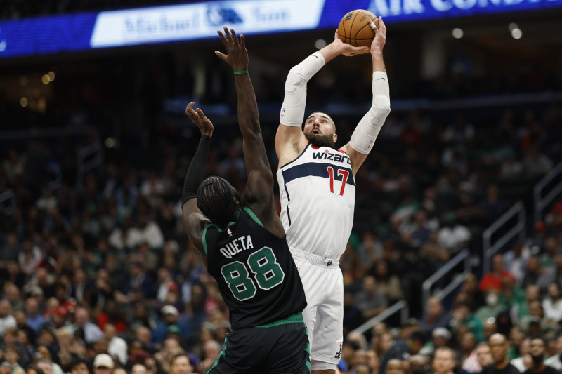 Neemias Queta Leads Celtics in Thrilling Wizards Showdown
