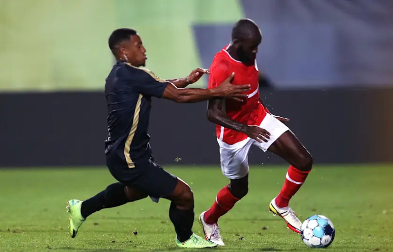 The Rivalry in the Midwest: Santa Clara vs. Kentucky