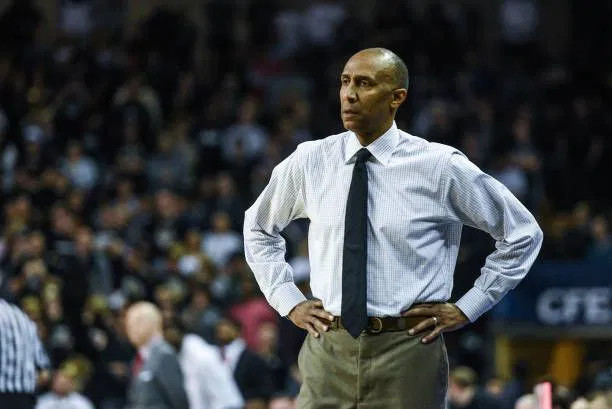 UCF Basketball Coach Johnny Dawkins: A Legacy in the Making