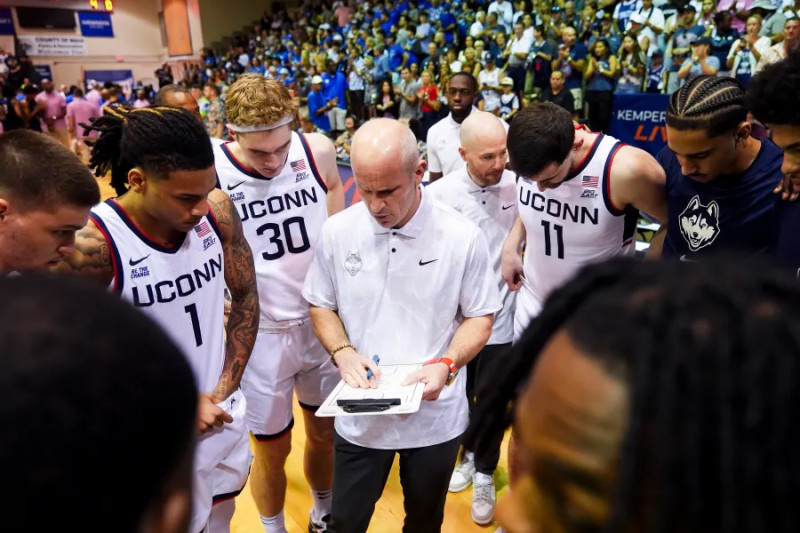 The UConn Huskies Men’s Basketball Team Heads to Capital One Arena for Sweet 16