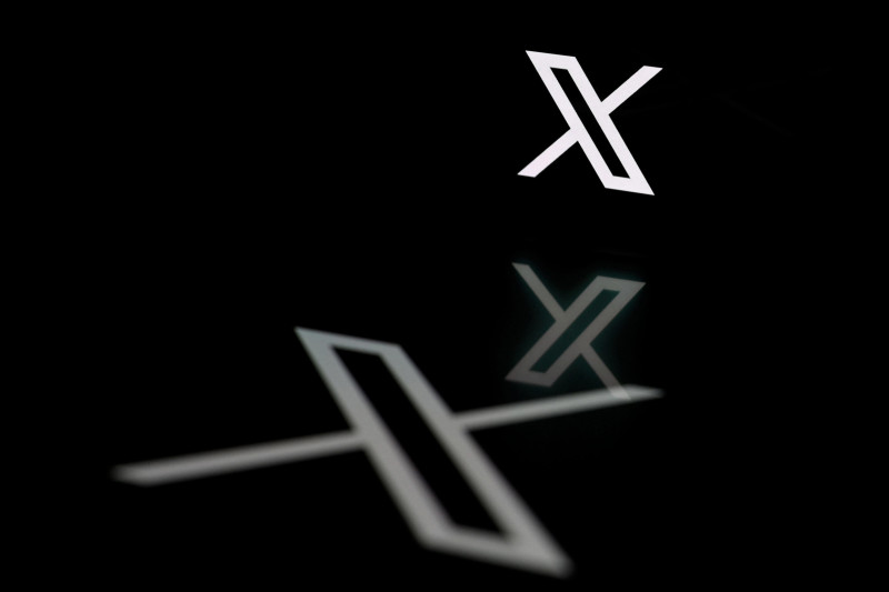 Is X Down? Real-Time Status & Outage Reports Shock Users