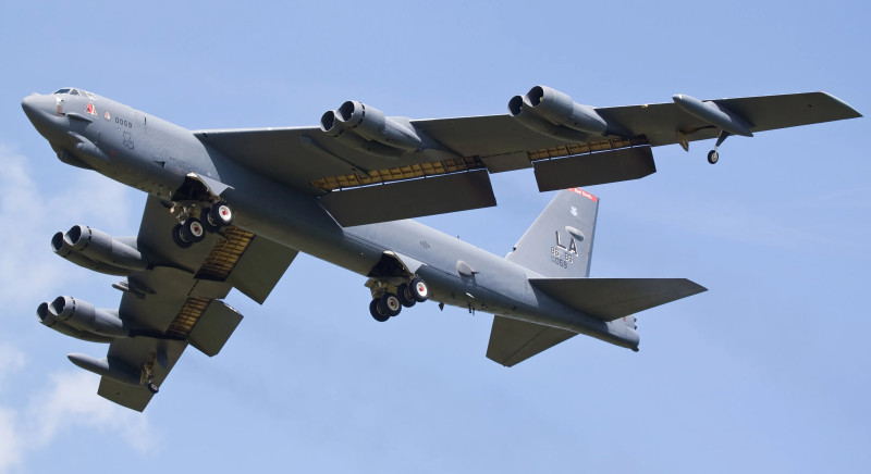 B-52 Bomber: The Iconic Warbird that Defines US Air Power