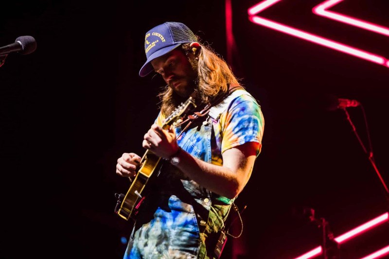 Billy Strings’ Broken Leg Ends Charlottesville Concert Early